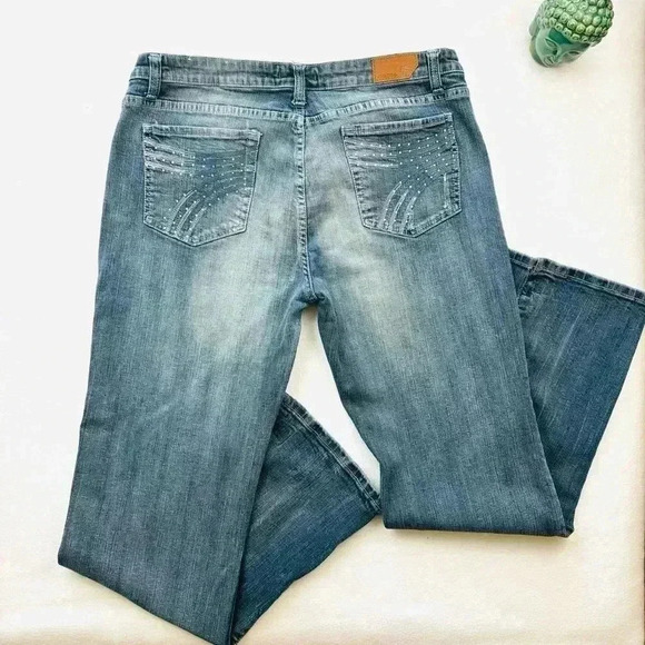 Vigoss Med Wash Lowrise Faded Distress Rhinestone Pocket Bootcut Jeans Size 15 - Picture 2 of 16